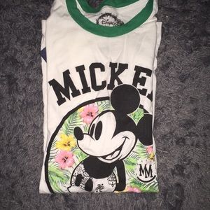 Mickey Mouse tee🎾
